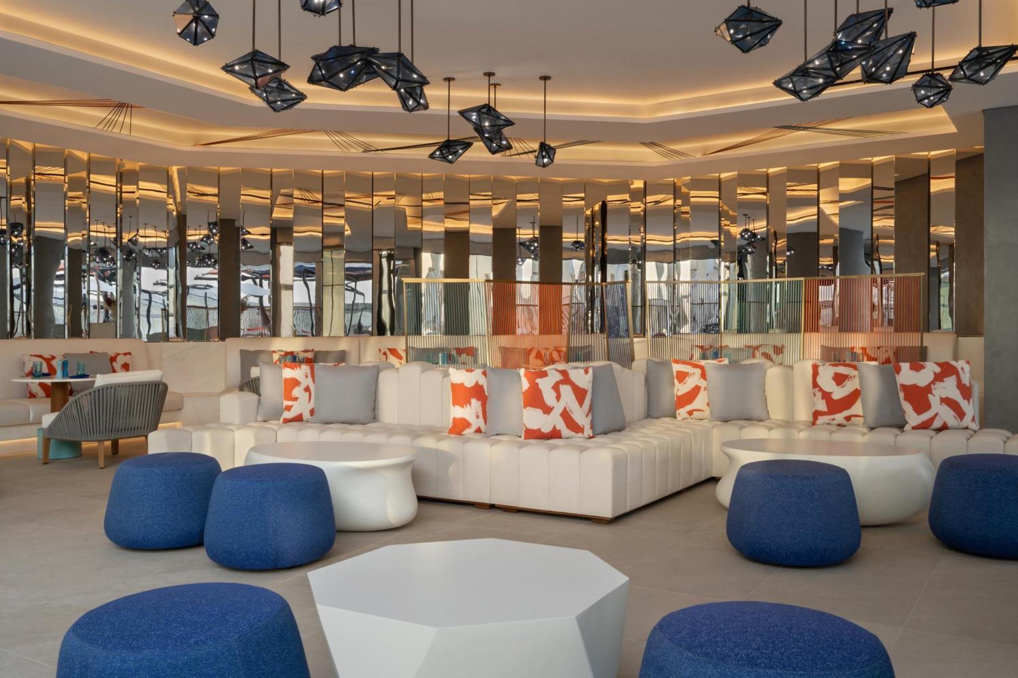 So/ Uptown Dubai酒店 外观 照片 The lounge at the airport